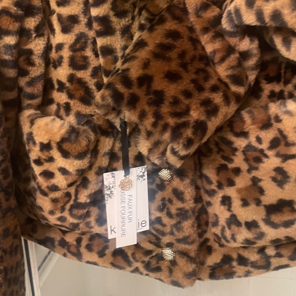 Kensie Animal Print Faux Fur Jacket - Picture 4 of 10